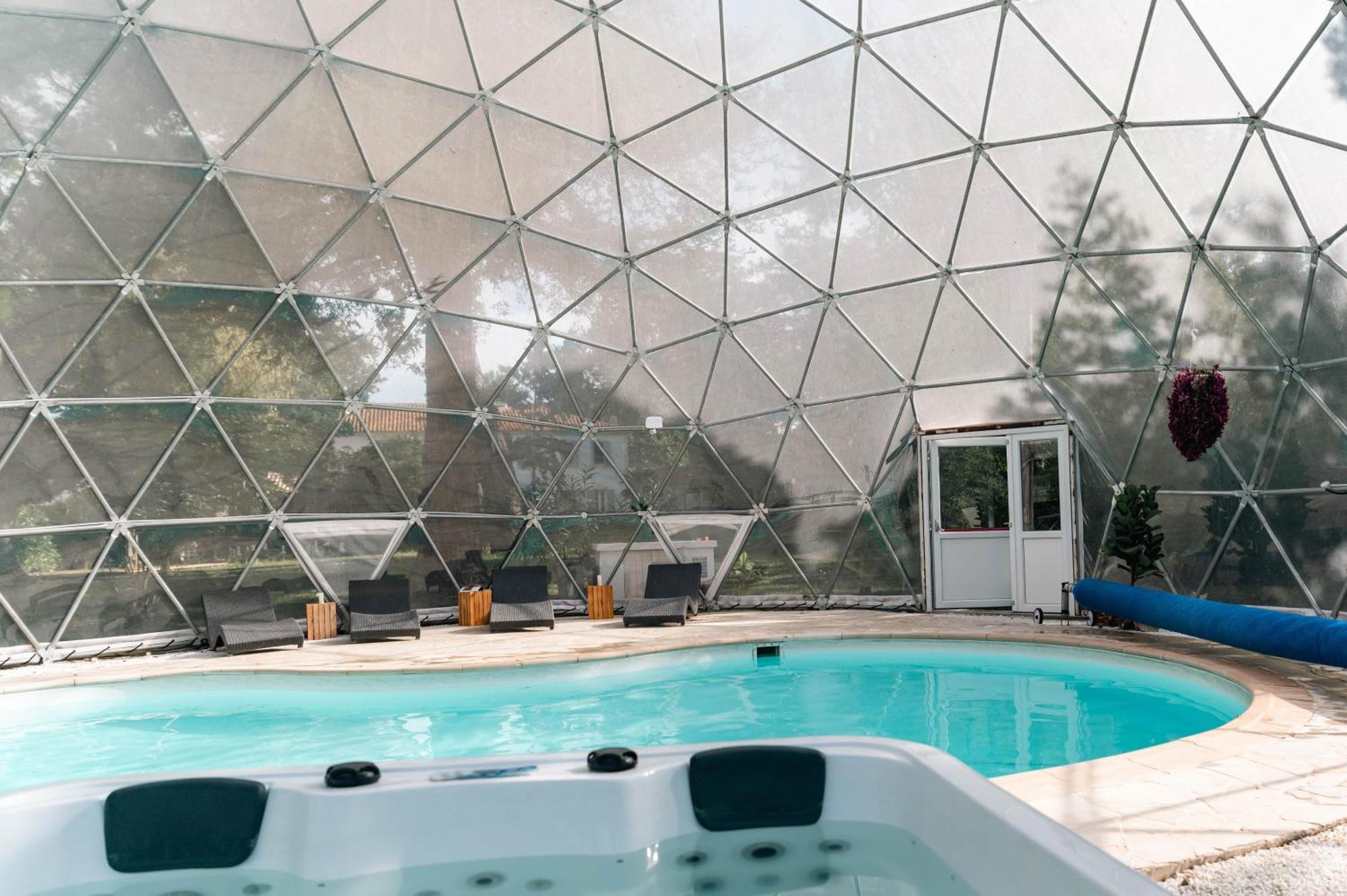 Mas Du Versadou, Dans Un Espace Naturel Protege, Piscine Couverte Chauffee Toute L'Annee, Spa Et Salle De Jeux Saint-Gilles  Luaran gambar