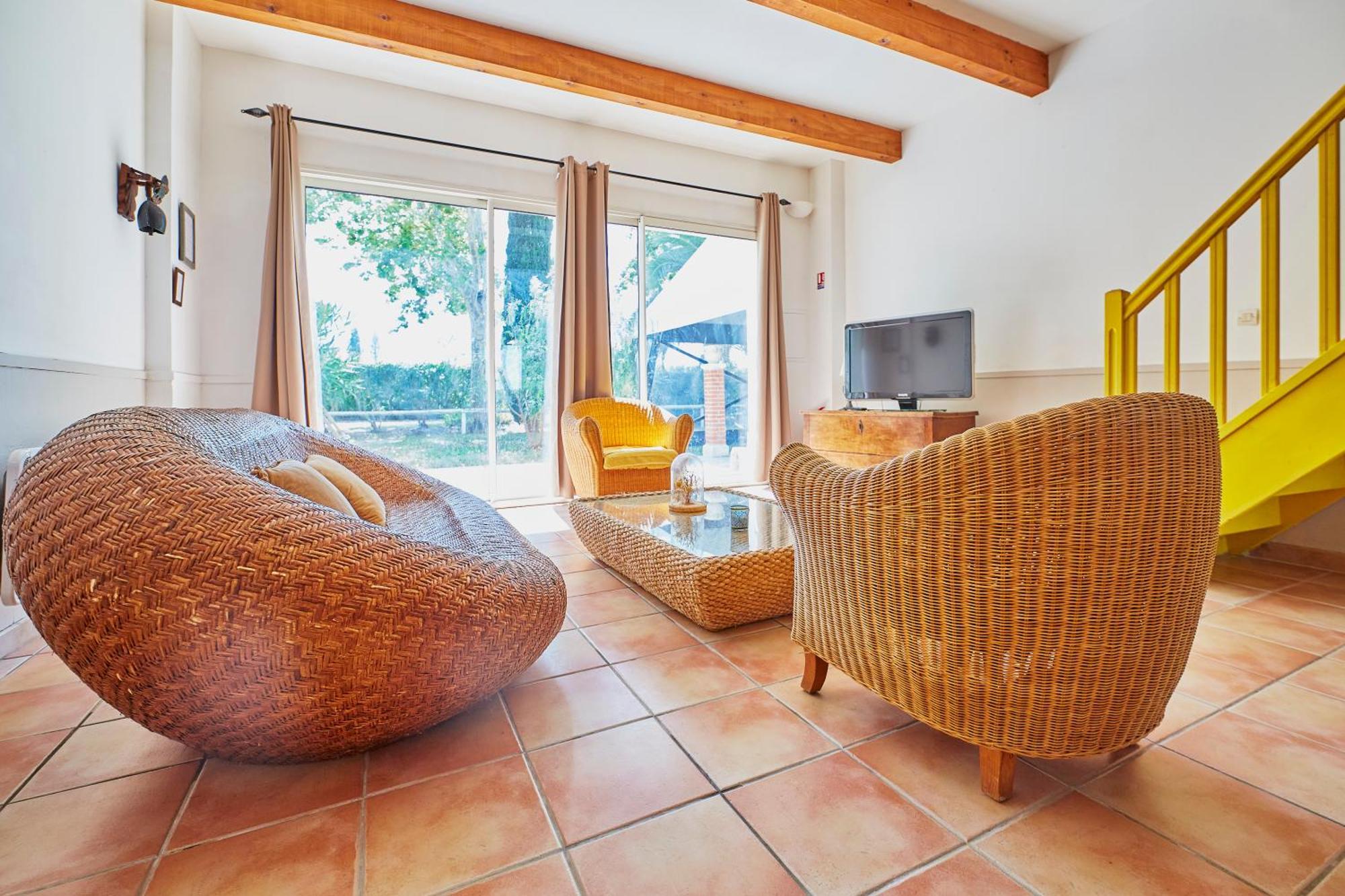 Mas Du Versadou, Dans Un Espace Naturel Protege, Piscine Couverte Chauffee Toute L'Annee, Spa Et Salle De Jeux Saint-Gilles  Bilik gambar