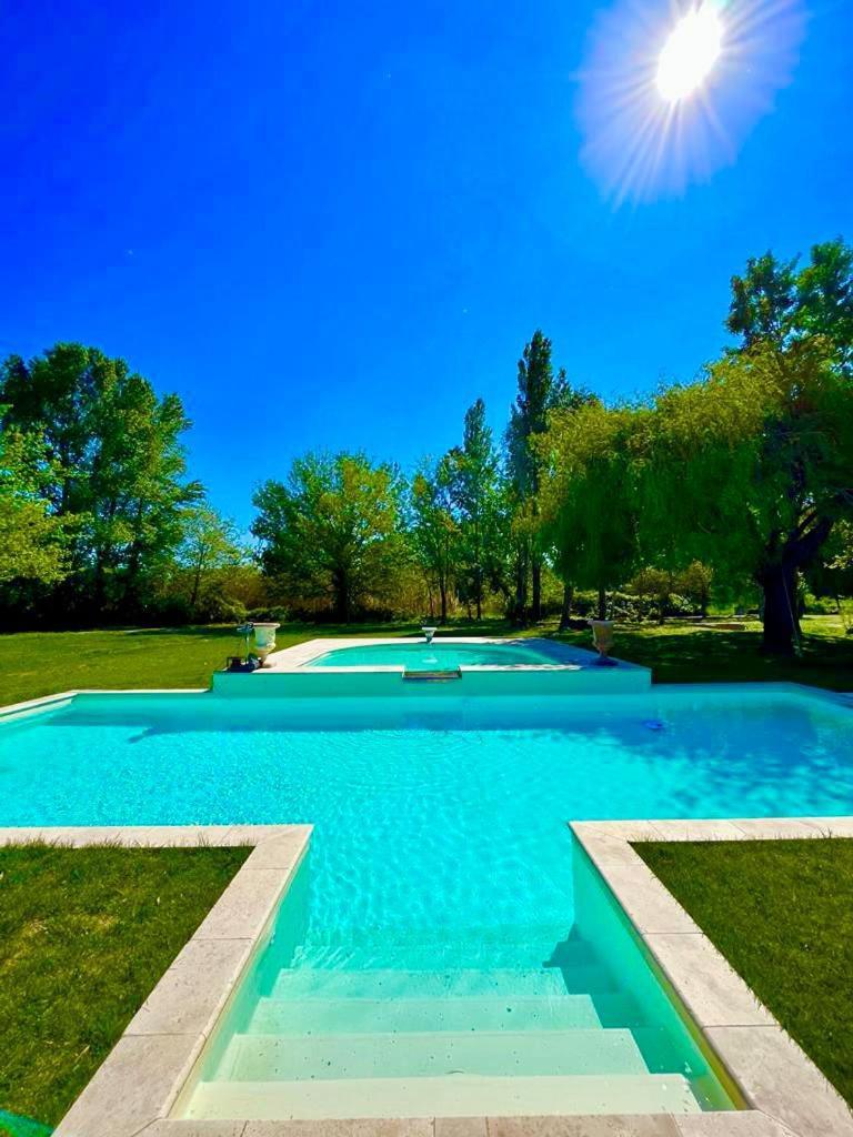 Mas Du Versadou, Dans Un Espace Naturel Protege, Piscine Couverte Chauffee Toute L'Annee, Spa Et Salle De Jeux Saint-Gilles  Luaran gambar